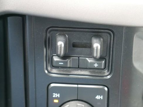 Used 2024 Ford F150 XL image 22