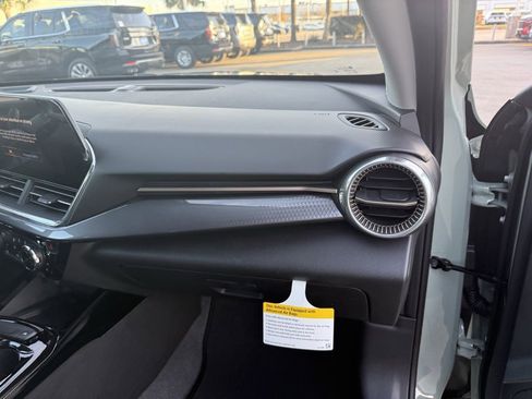 New 2026 Chevrolet Trax ACTIV w/ Sunroof Package image 43