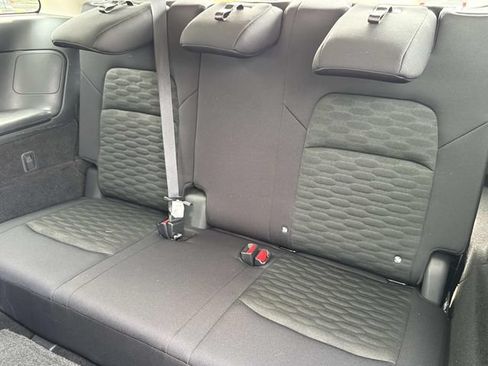 Used 2024 Nissan Pathfinder SV FWD image 21