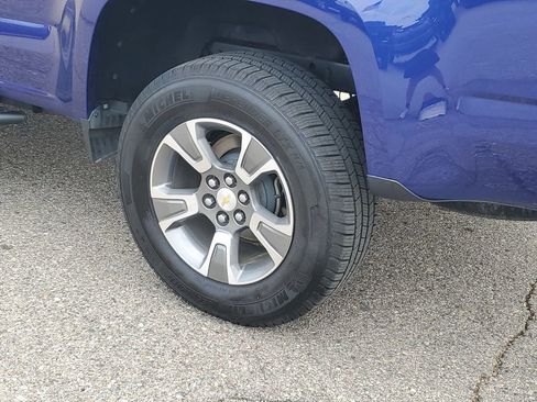 Used 2017 Chevrolet Colorado Z71 AWD/4WD image 31