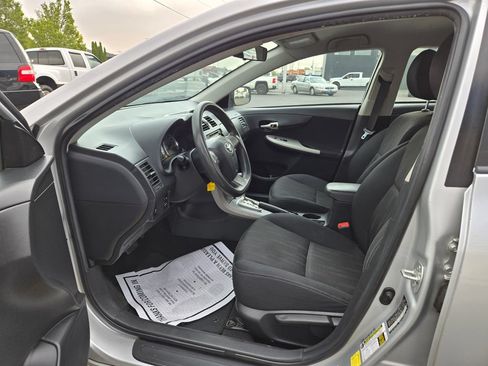 Used 2013 Toyota Corolla S FWD image 11