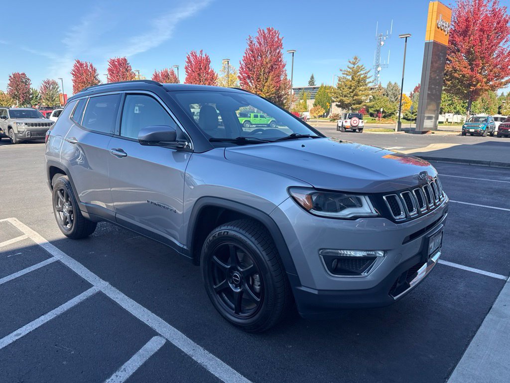 Certified 2018 Jeep Compass Limited w/ Navigation Group AWD/4WD image 3