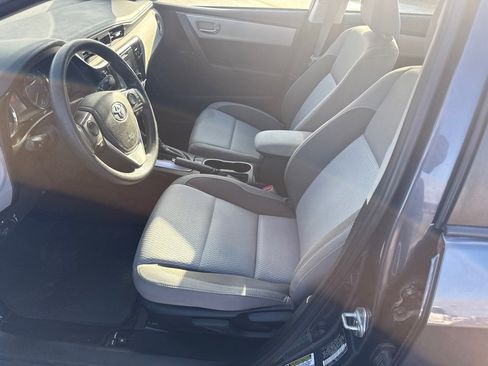 Used 2017 Toyota Corolla L image 12