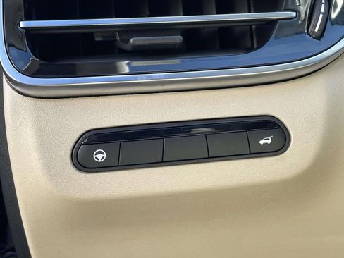 Used 2025 INFINITI QX60 Luxe image 19