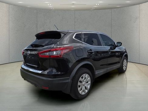 Used 2020 Nissan Rogue Sport S FWD image 4