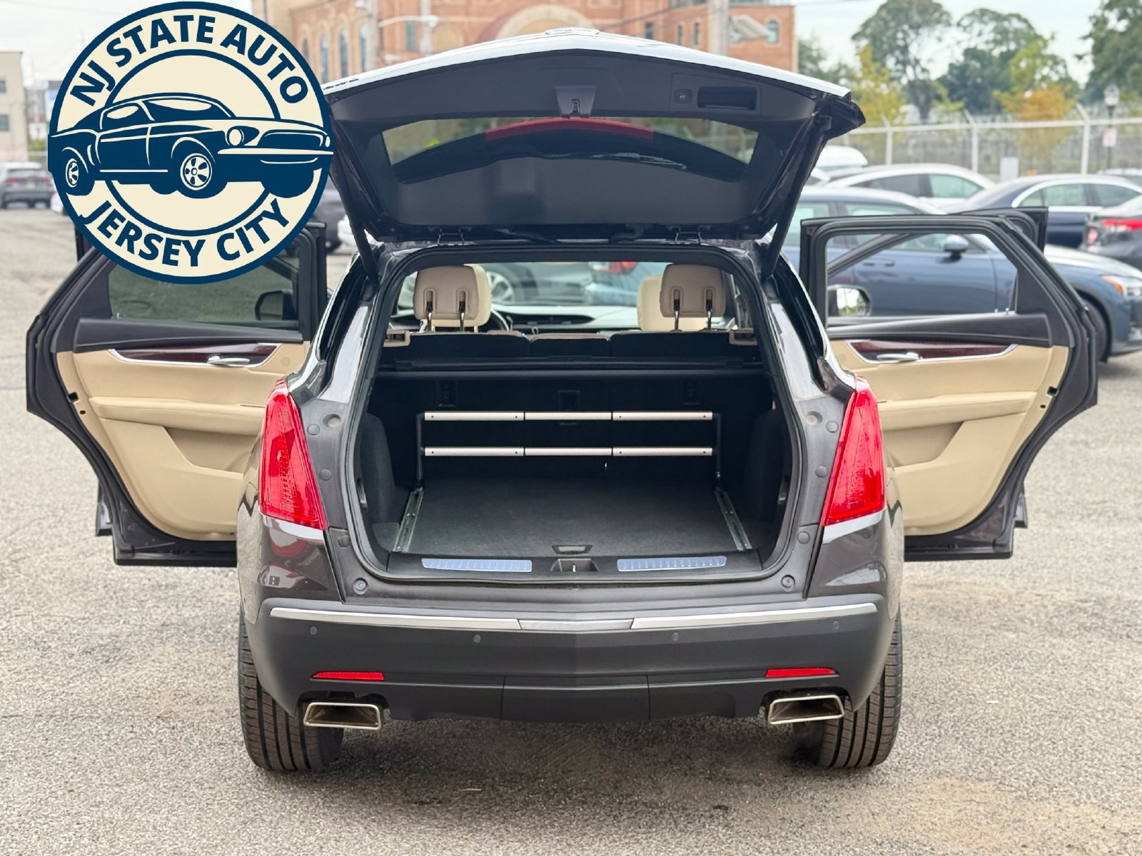 Used 2018 Cadillac XT5 Premium Luxury w/ Driver Assist Package AWD/4WD image 49