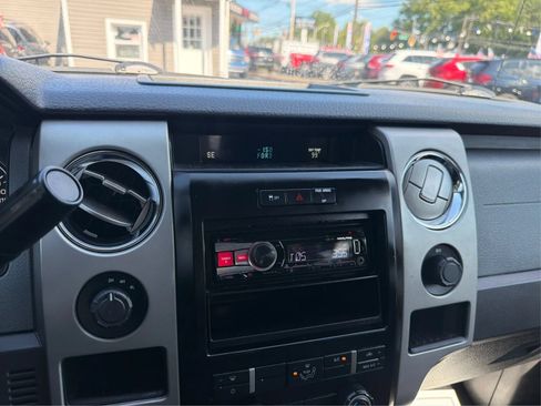 Used 2011 Ford F150 XLT AWD/4WD image 31
