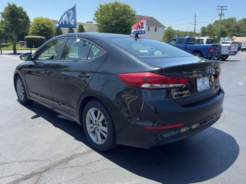 Used 2017 Hyundai Elantra SE FWD image 7