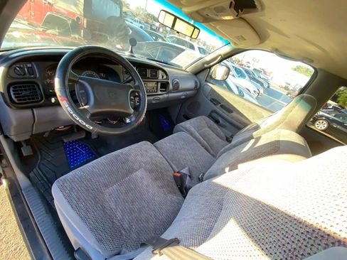 Used 1999 Dodge Ram 2500 Truck 2WD Club Cab image 10
