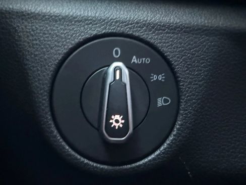 Used 2021 Volkswagen Jetta S image 24