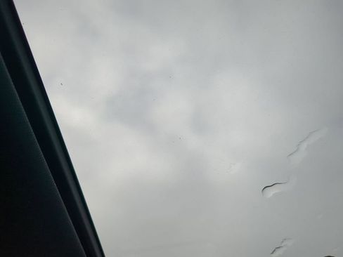 Used 2024 Jeep Grand Cherokee Laredo X image 18