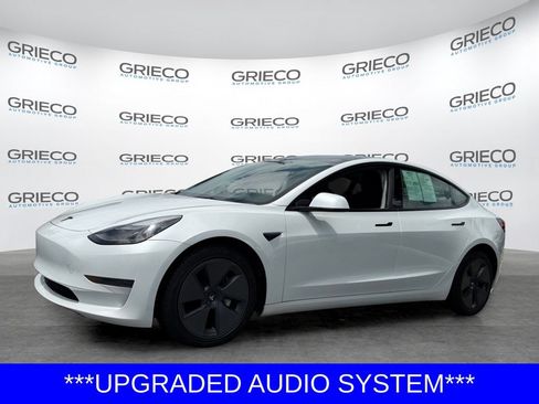 Used 2023 Tesla Model 3 Standard Range RWD image 3