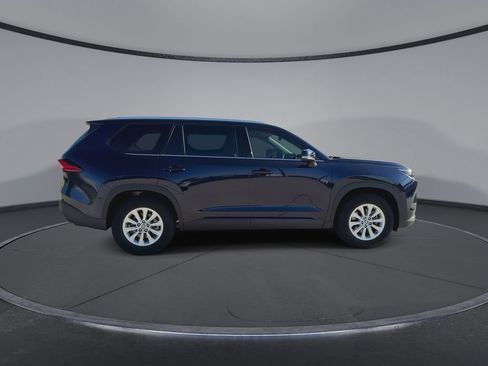Used 2024 Toyota Grand Highlander FWD image 9