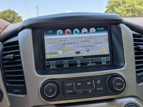 Used 2017 GMC Yukon XL Denali w/ Open Road Package AWD/4WD image 26