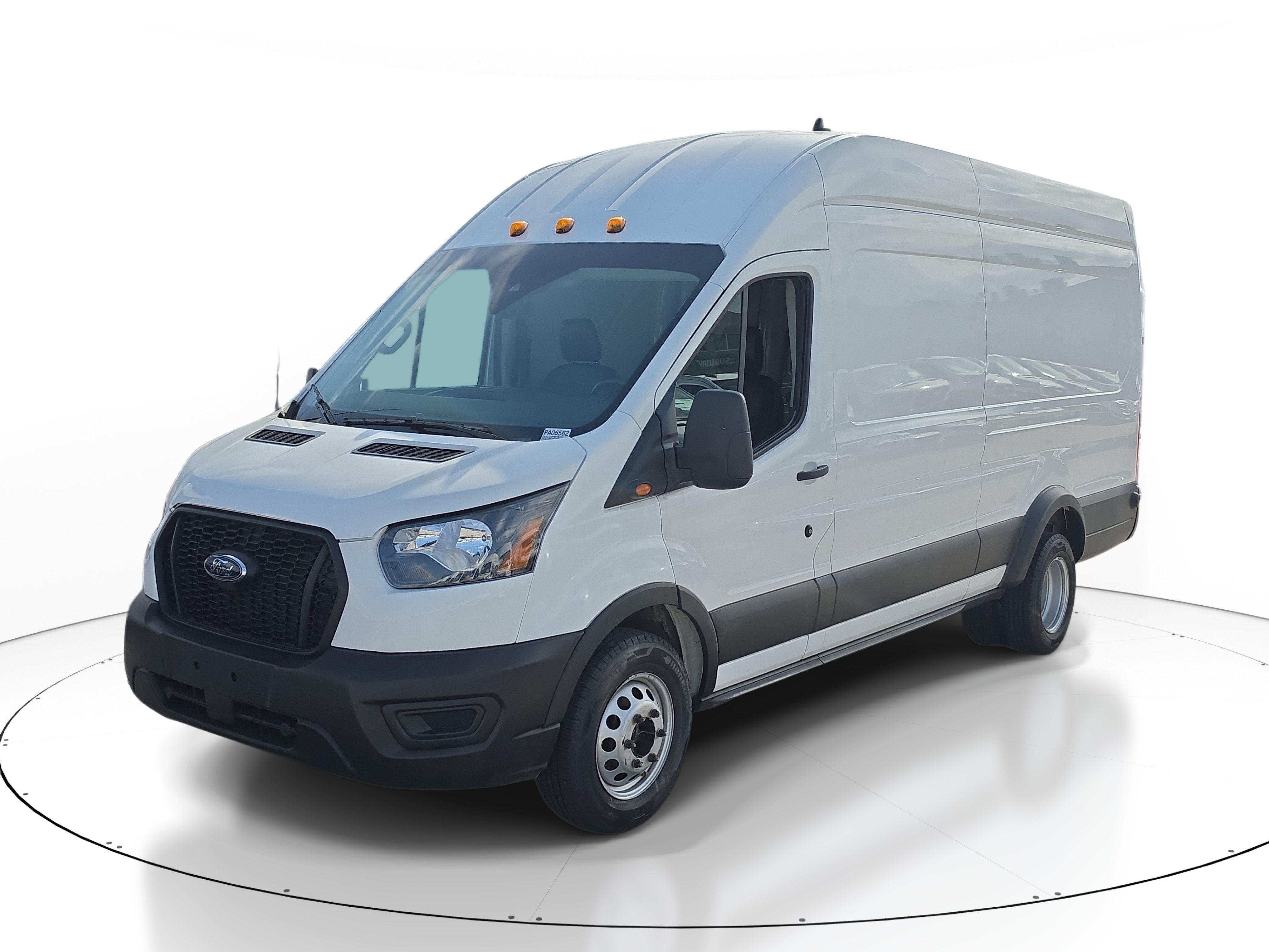 Used 2024 Ford Transit 350 148 High Roof Extended DRW RWD image 3