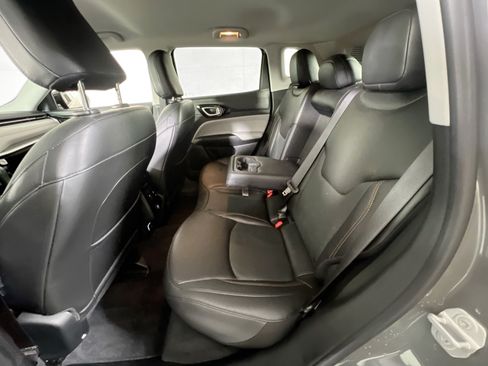 Used 2022 Jeep Compass Limited AWD/4WD image 23