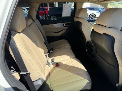 Used 2026 Acura MDX SH-AWD image 21