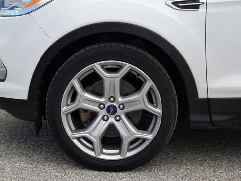 Used 2018 Ford Escape Titanium FWD image 26