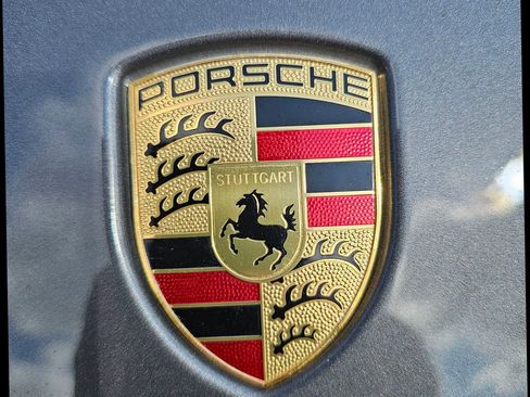 Used 2018 Porsche Macan Sport Edition image 40