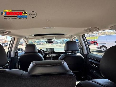 Used 2024 Honda CR-V EX-L image 30