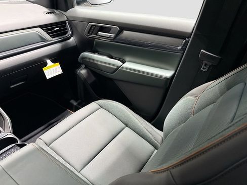 New 2026 GMC Terrain AT4 w/ Convenience Package III image 21