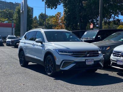 Certified 2024 Volkswagen Tiguan SE