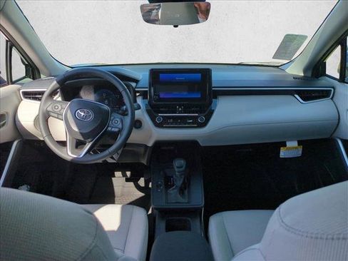 New 2026 Toyota Corolla Cross LE FWD image 14