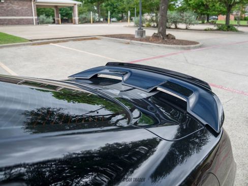 Used 2022 Ford Mustang Shelby GT500 w/ Technology Package RWD image 40