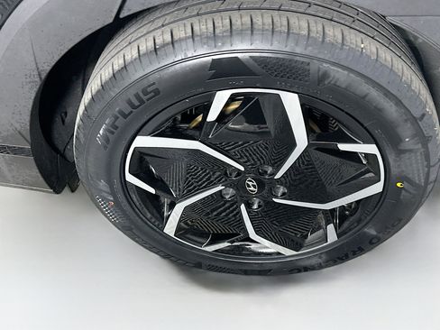 Used 2024 Hyundai Ioniq 5 SEL RWD image 11