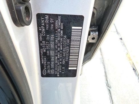 Used 2016 Hyundai Accent SE FWD image 26