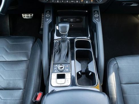 Used 2021 Kia Telluride SX w/ SX Prestige Package image 35