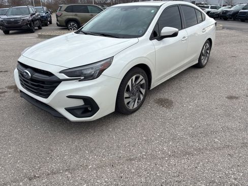 Used 2023 Subaru Legacy Limited image 1