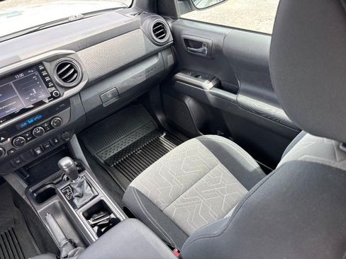 Used 2023 Toyota Tacoma TRD Off-Road AWD/4WD image 16