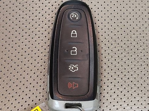 Used 2017 Ford Expedition EL Limited w/ Equipment Group 301A image 32