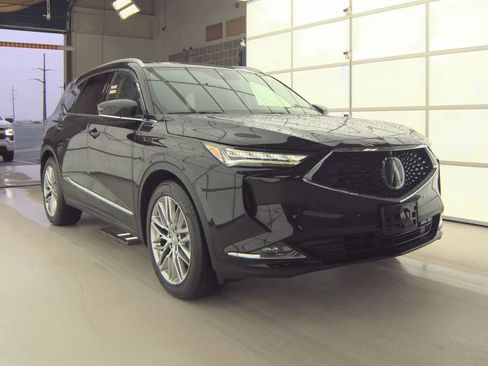 Used 2023 Acura MDX SH-AWD w/ Advance Package image 5