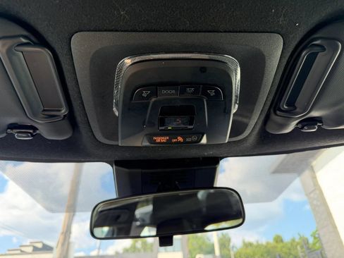Used 2023 Toyota Corolla SE FWD image 32
