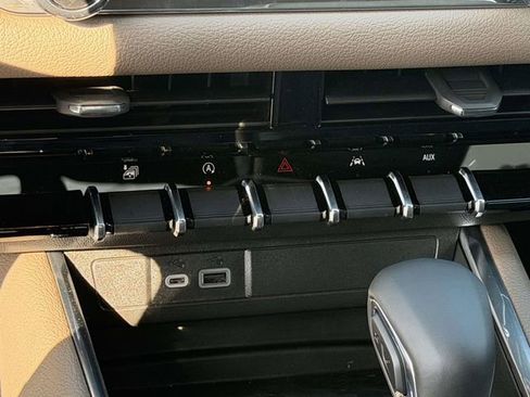 New 2026 GMC Canyon Denali AWD/4WD image 11
