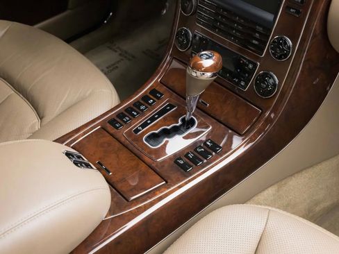 Used 2012 Maybach 62 RWD image 22