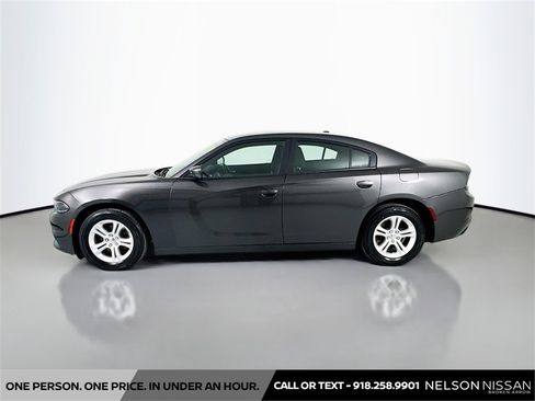 Used 2020 Dodge Charger SXT image 8
