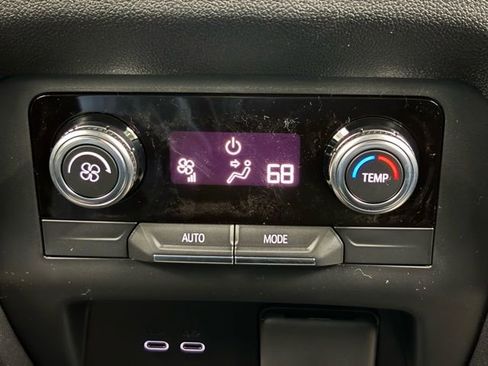 New 2026 GMC Acadia Elevation image 5