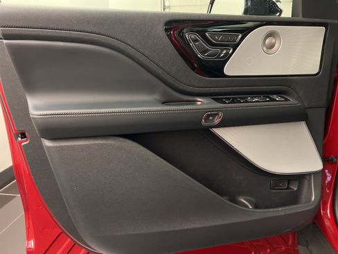 New 2026 Lincoln Aviator Reserve image 31