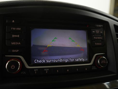 Used 2017 Nissan Quest SV FWD image 28