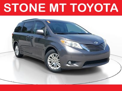 Used 2011 Toyota Sienna XLE w/ Premium Pkg