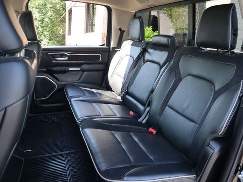 Used 2021 RAM 1500 Laramie image 30