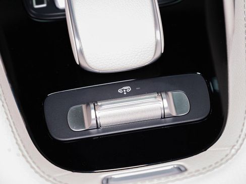 New 2026 Mercedes-Benz GLS 580 4MATIC image 23