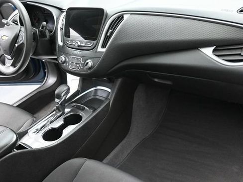 Used 2024 Chevrolet Malibu LT FWD image 29