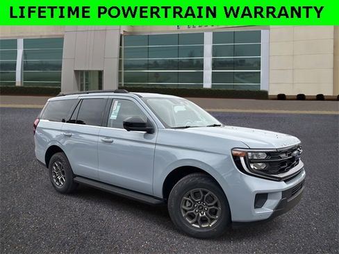 New 2025 Ford Expedition Active image 1