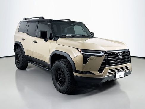 Certified 2026 Lexus GX 550 AWD/4WD image 3