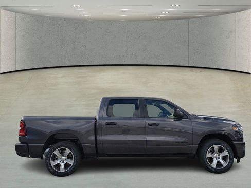 New 2026 RAM 1500 Express RWD image 5
