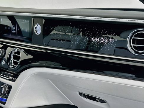 Certified 2022 Rolls-Royce Ghost AWD/4WD image 30